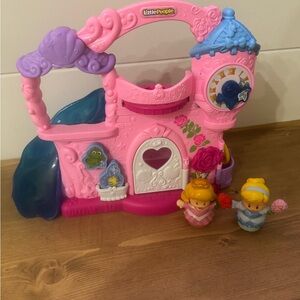 Fisherprice little people Pink Castle Playset
